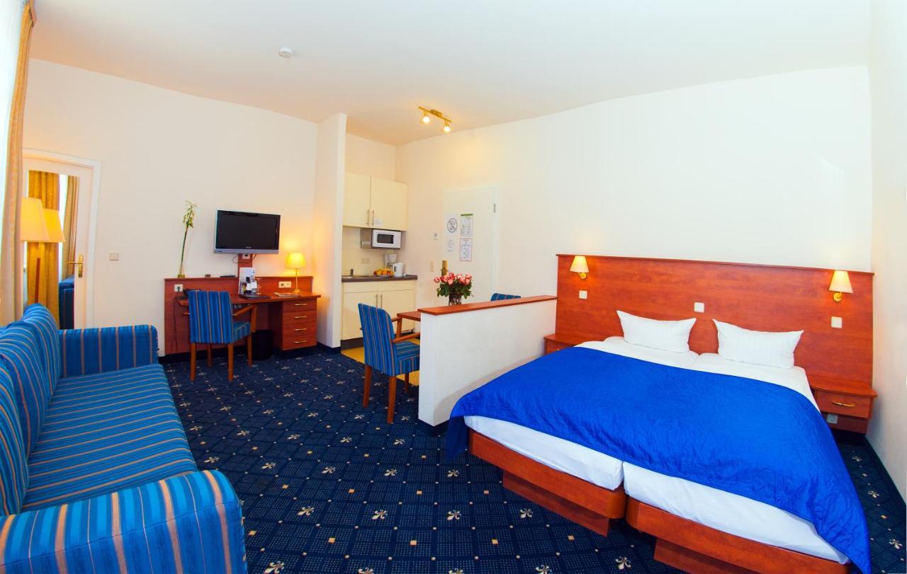 ซาเรนโฮฟ เบอร์ลิน เปรนสเลอเออร์ แบร์ก Hotel ภายนอก รูปภาพ