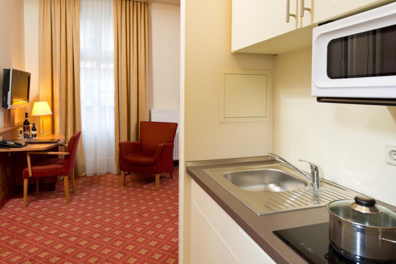 ซาเรนโฮฟ เบอร์ลิน เปรนสเลอเออร์ แบร์ก Hotel ภายนอก รูปภาพ