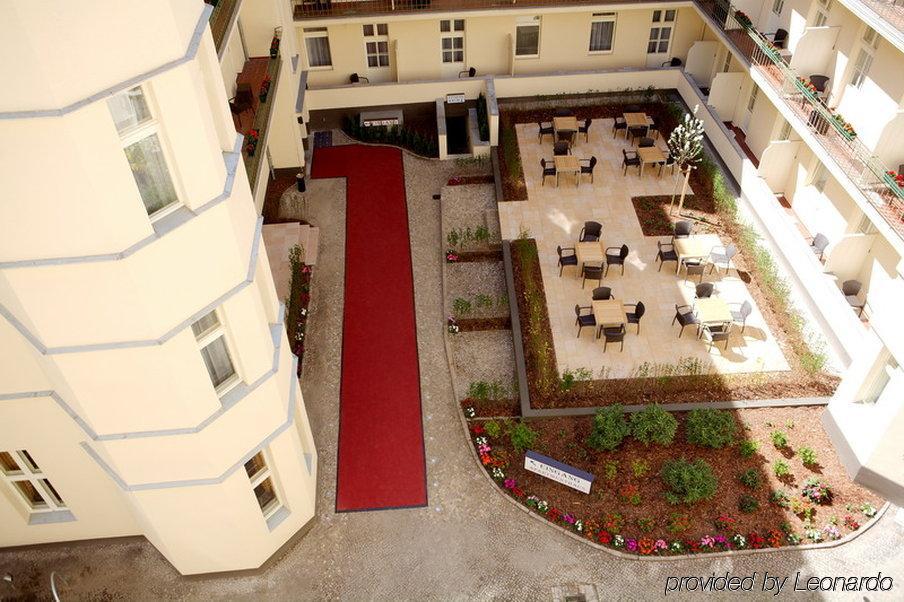 ซาเรนโฮฟ เบอร์ลิน เปรนสเลอเออร์ แบร์ก Hotel ภายนอก รูปภาพ