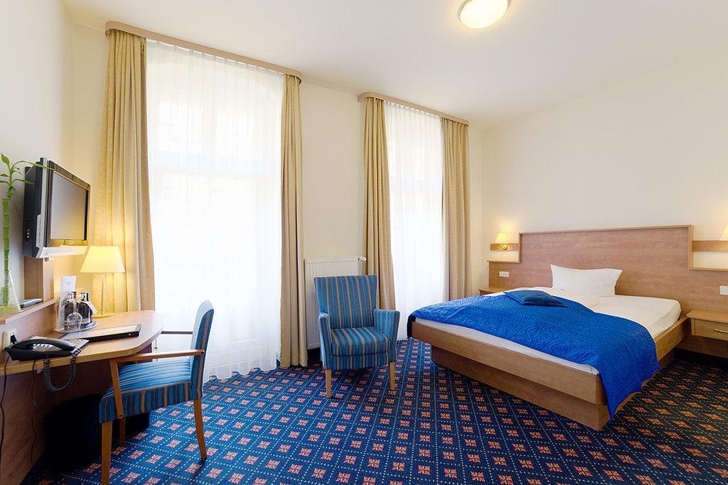 ซาเรนโฮฟ เบอร์ลิน เปรนสเลอเออร์ แบร์ก Hotel ภายนอก รูปภาพ