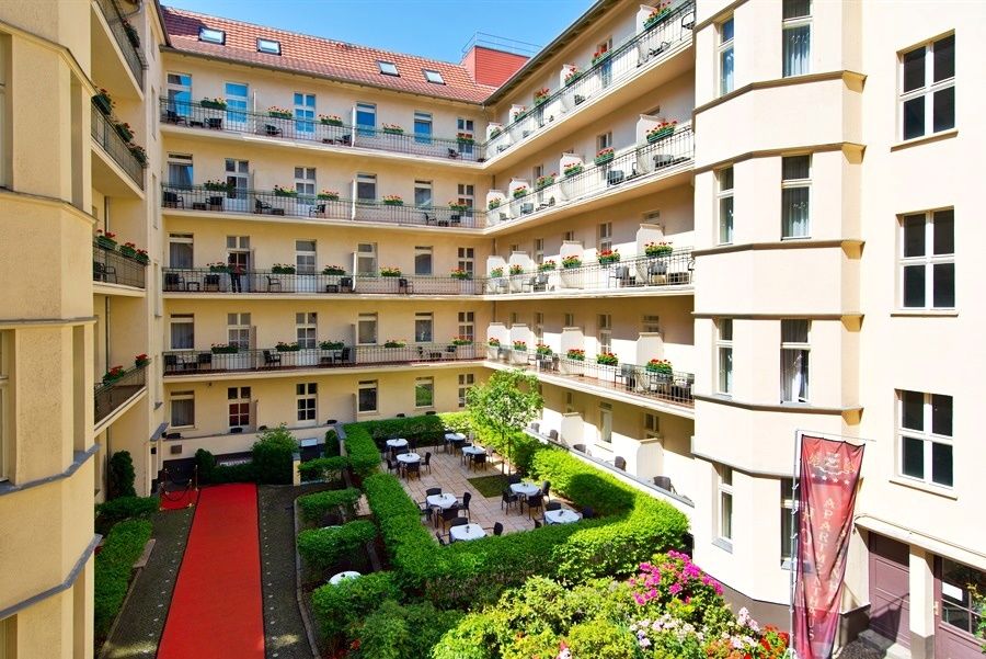 ซาเรนโฮฟ เบอร์ลิน เปรนสเลอเออร์ แบร์ก Hotel ภายนอก รูปภาพ