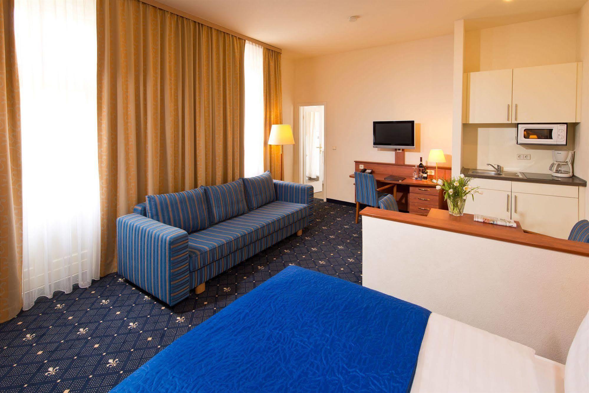 ซาเรนโฮฟ เบอร์ลิน เปรนสเลอเออร์ แบร์ก Hotel ภายนอก รูปภาพ